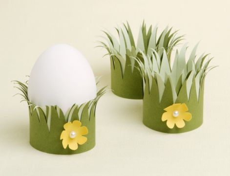 easter-decorations_egg-cups.jpg